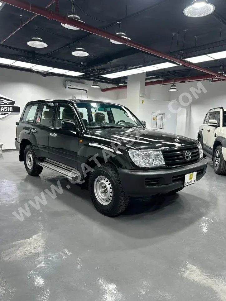 Toyota Land Cruiser G 2007 Manual 58,000 Km 6 Cylinder Four Wheel Drive (4WD) SUV Black