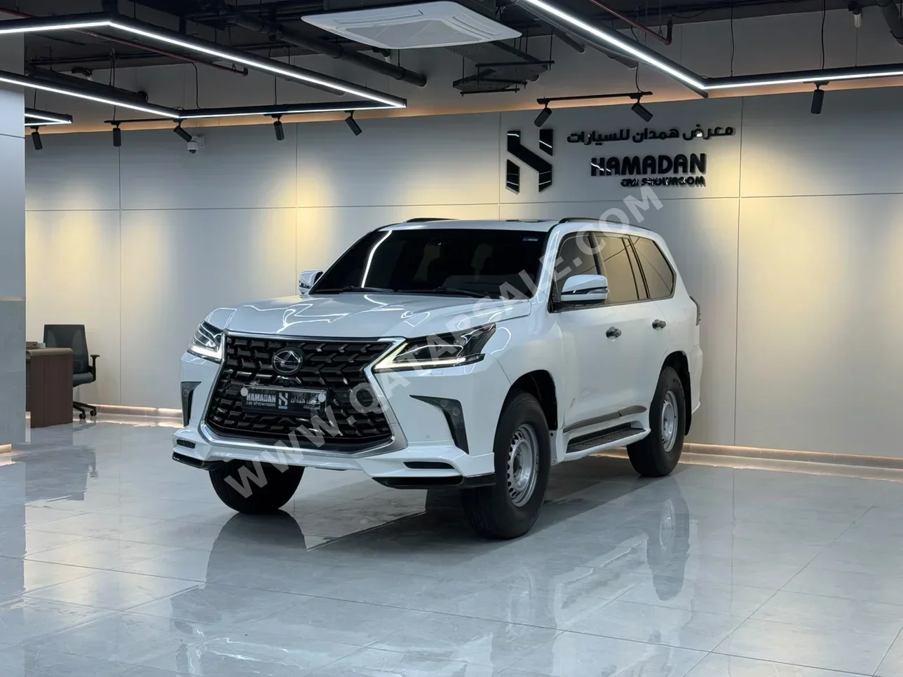 Lexus  LX  570 S Black Edition  2016  Automatic  275,000 Km  8 Cylinder  Four Wheel Drive (4WD)  SUV  White