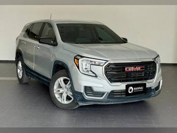 GMC  Terrain  SLE  2022  Automatic  80,000 Km  4 Cylinder  All Wheel Drive (AWD)  SUV  Silver