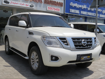 نيسان  باترول  اس اي  2014  اوتوماتيك  236,000 كم  8 سلندر  دفع رباعي  اس يو في  أبيض