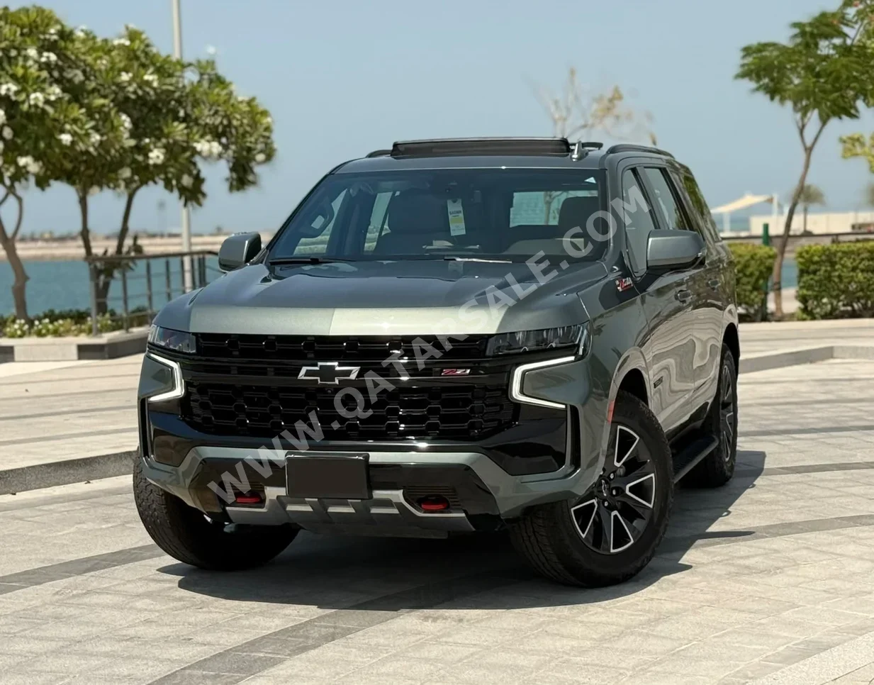 Chevrolet  Tahoe  Z71  2024  Automatic  2,000 Km  8 Cylinder  Four Wheel Drive (4WD)  SUV  Gray  With Warranty