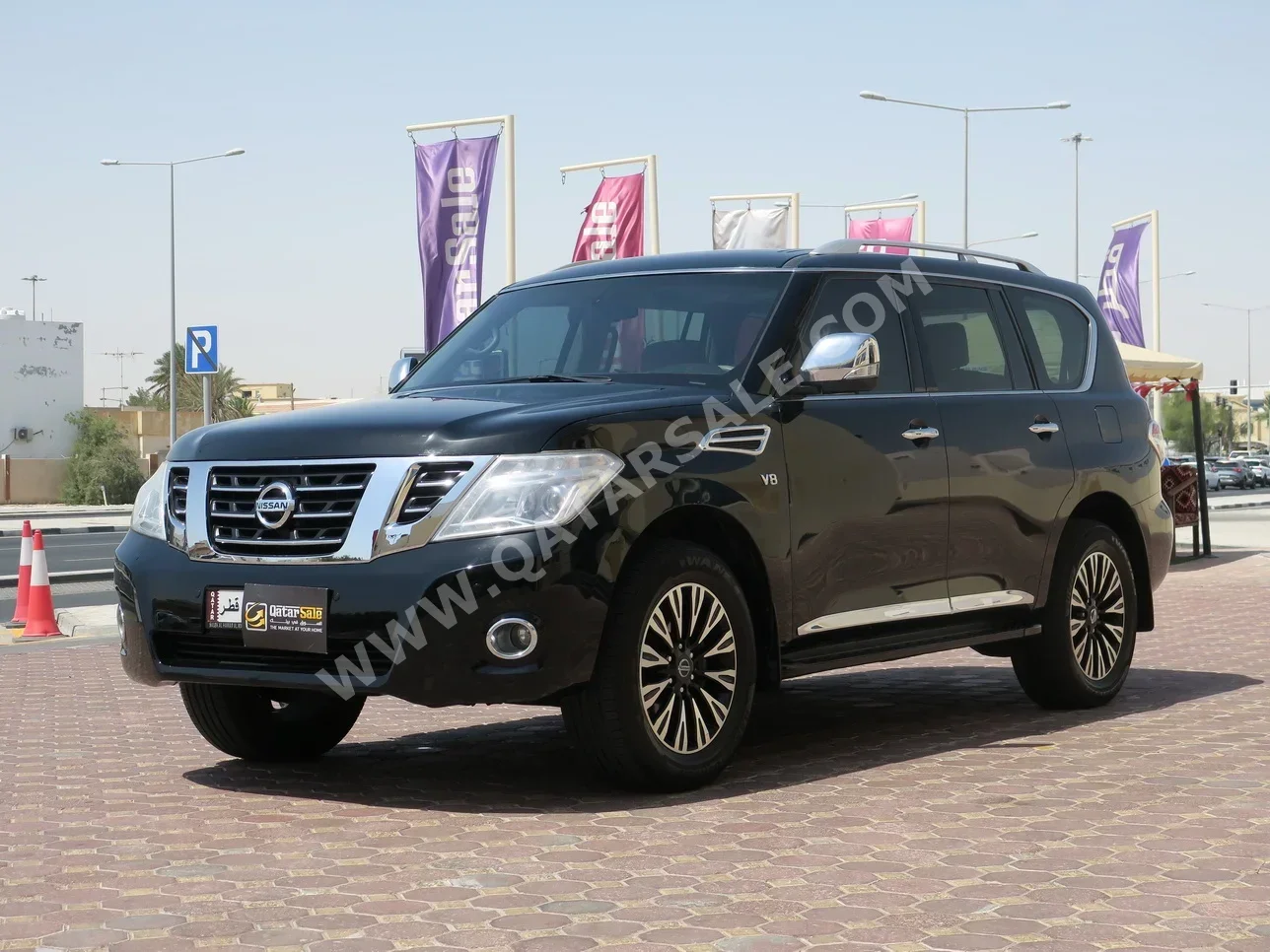 Nissan Patrol SE 2013 Automatic 325,000 Km 8 Cylinder Four Wheel Drive (4WD) SUV Black