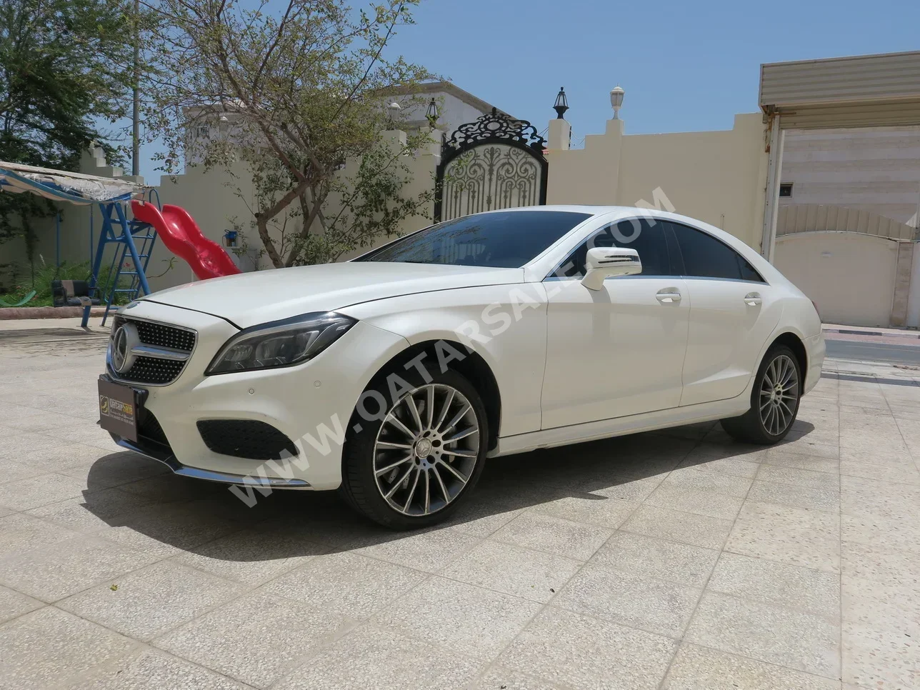 Mercedes-Benz CLS 500 AMG 2015 Automatic 160,000 Km 8 Cylinder Rear Wheel Drive (RWD) Sedan White