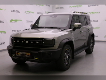 Jetour  T2  Luxury  2026  Automatic  18,000 Km  4 Cylinder  Four Wheel Drive (4WD)  SUV  Gray  With Warranty