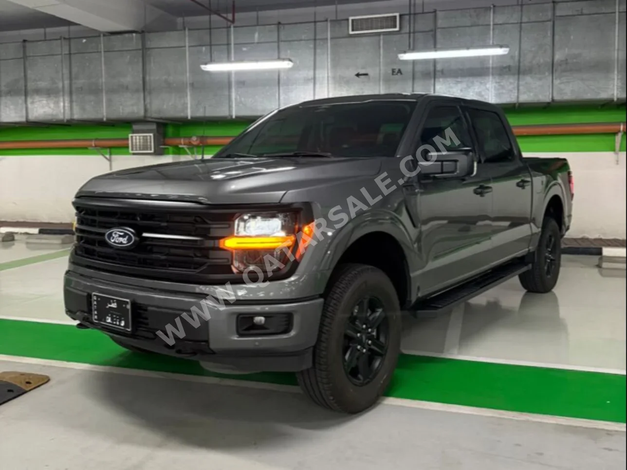 Ford  F  150 XLT  2024  Automatic  26,000 Km  8 Cylinder  Four Wheel Drive (4WD)  Pick Up  Gray  With Warranty