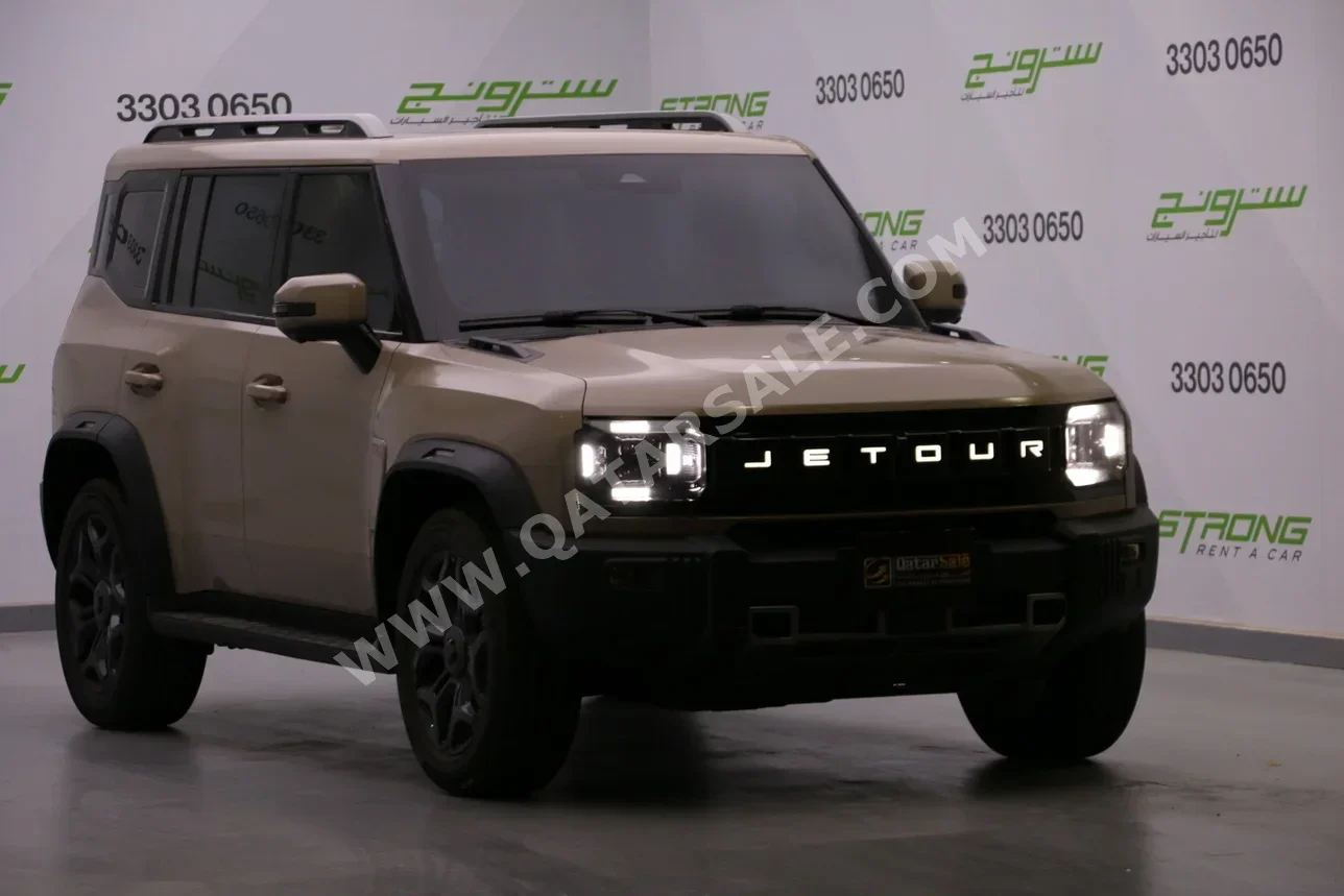 Jetour T2 Luxury 2025 Automatic 25,000 Km 4 Cylinder Four Wheel Drive (4WD) SUV Beige With Warranty