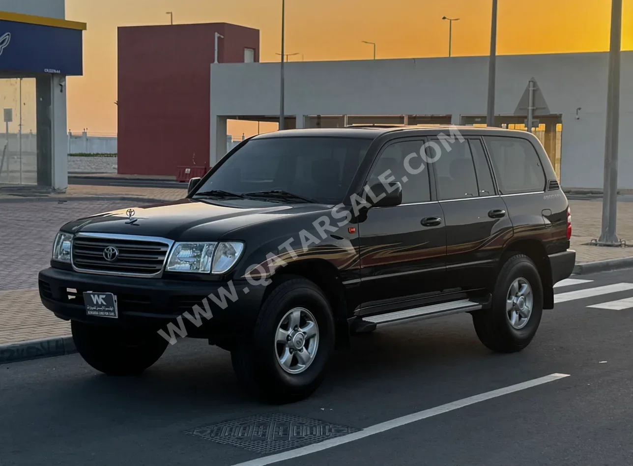 تويوتا  لاند كروزر  جي اكس  2006  عادي  53,000 كم  6 سلندر  دفع رباعي  اس يو في  أسود