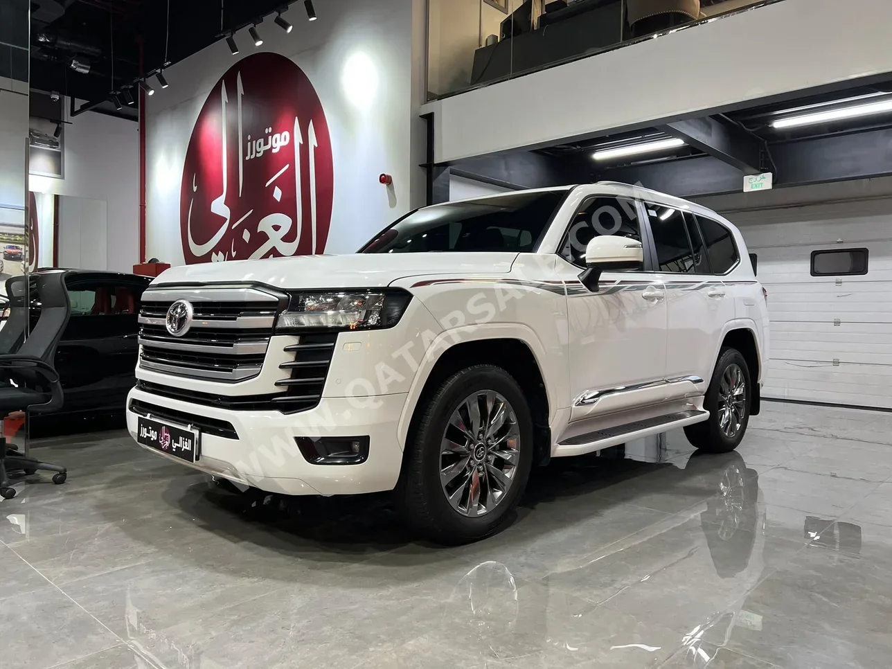 Toyota Land Cruiser GXR Twin Turbo 2022 Automatic 145,000 Km 6 Cylinder Four Wheel Drive (4WD) SUV White