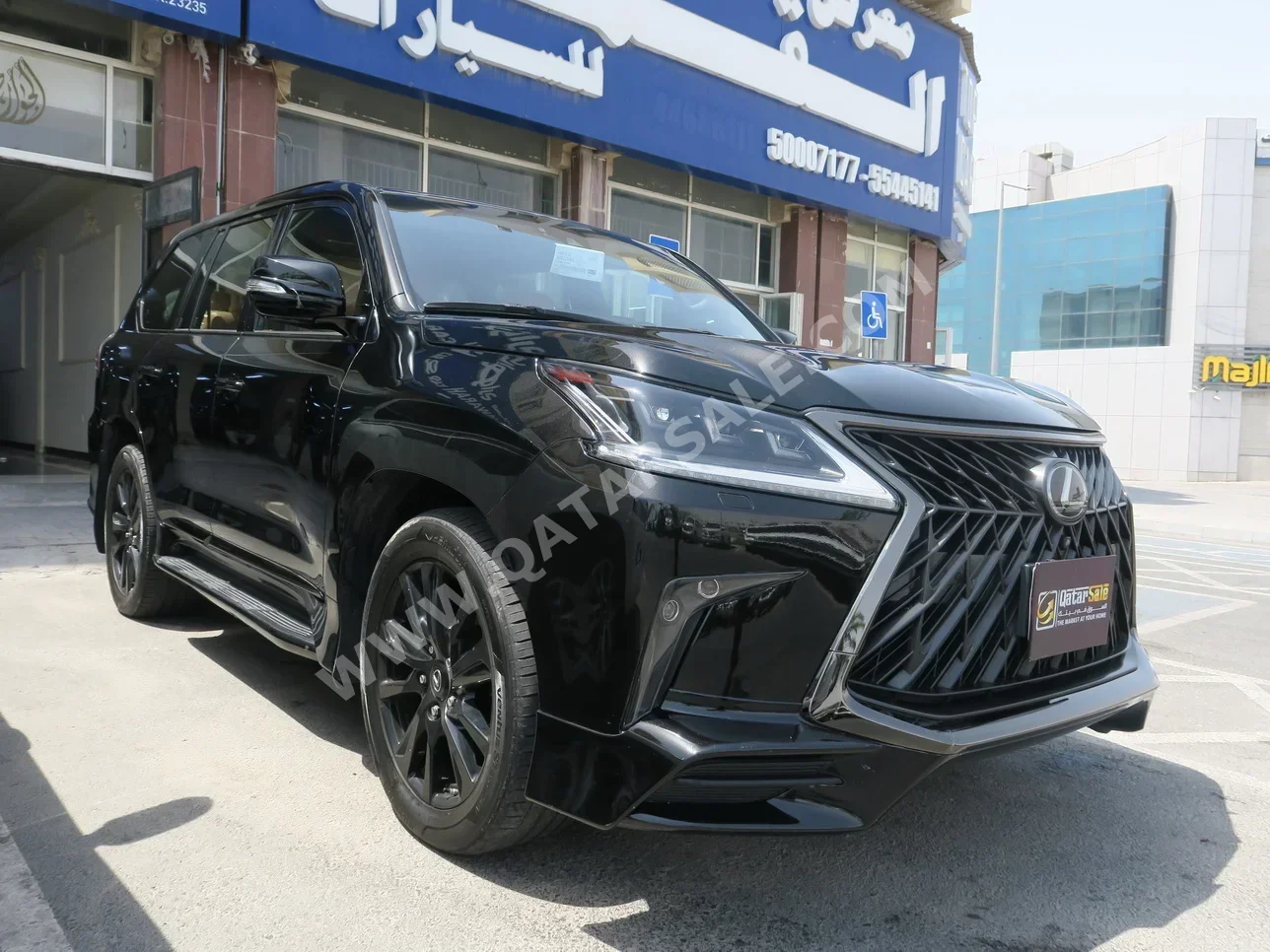 Lexus  LX  570 S Black Edition  2019  Automatic  187,000 Km  8 Cylinder  Four Wheel Drive (4WD)  SUV  Black