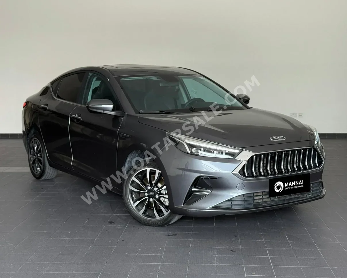 JAC Motors  J7  Intelligent  2024  Automatic  49,500 Km  4 Cylinder  Front Wheel Drive (FWD)  Sedan  Gray  With Warranty