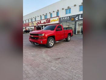 Chevrolet Silverado LTZ - Z71 2018 Automatic 200,000 Km 8 Cylinder Four Wheel Drive (4WD) Pick Up Red