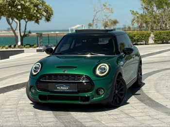 Mini  Cooper  S  2020  Automatic  119,000 Km  4 Cylinder  Front Wheel Drive (FWD)  Hatchback  Green