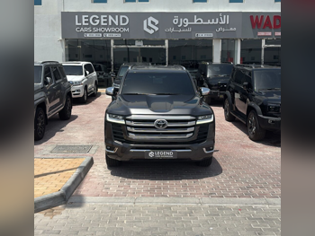 Toyota  Land Cruiser  VXR Twin Turbo  2024  Automatic  36,000 Km  6 Cylinder  Four Wheel Drive (4WD)  SUV  Gray  With Warranty