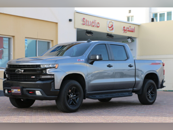 Chevrolet Silverado LTZ - Z71 2021 Automatic 66,000 Km 8 Cylinder Four Wheel Drive (4WD) Pick Up Gray