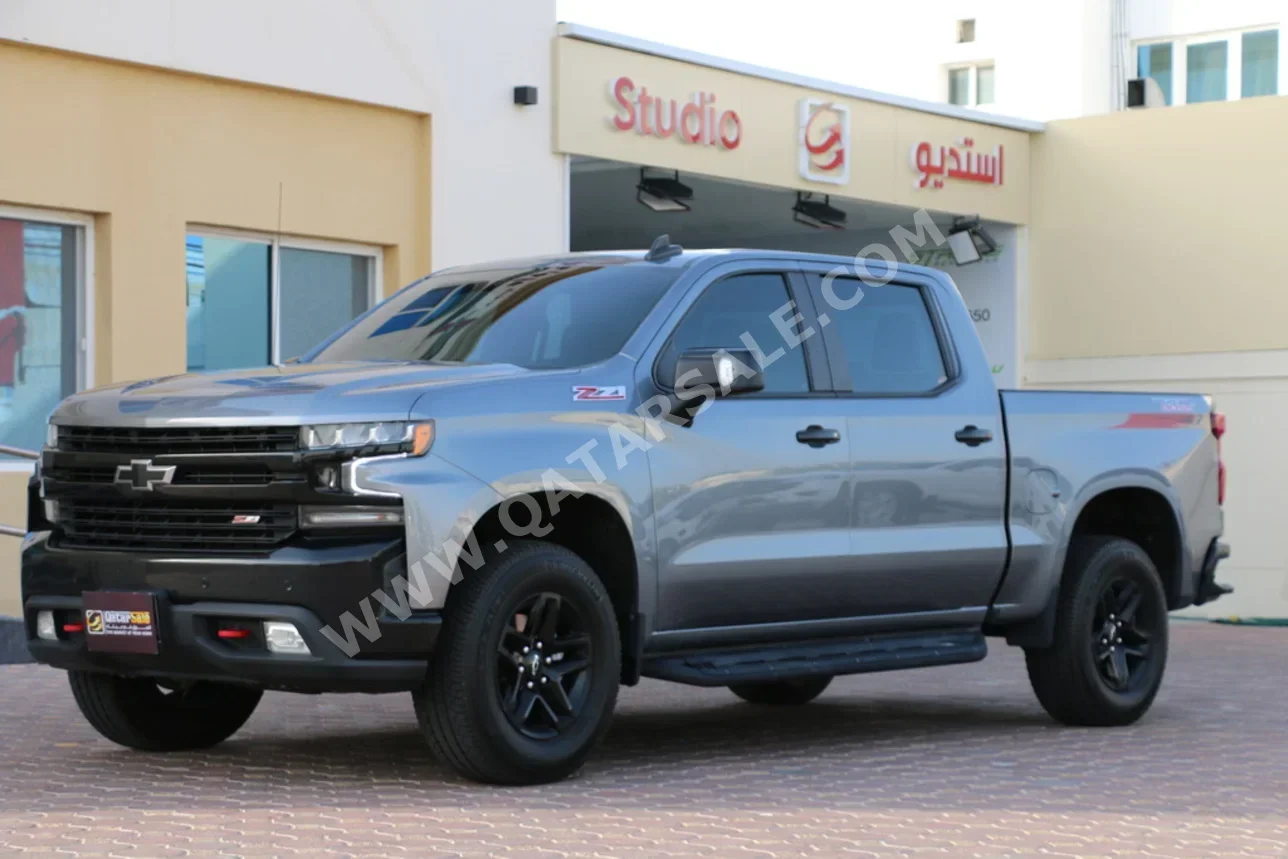 Chevrolet  Silverado  LTZ - Z71  2021  Automatic  66,000 Km  8 Cylinder  Four Wheel Drive (4WD)  Pick Up  Gray