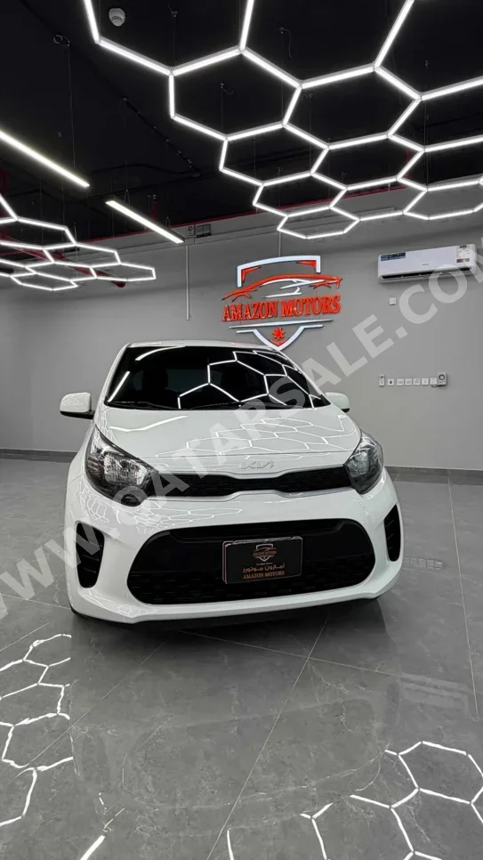 Kia Picanto 2022 Automatic 65,000 Km 4 Cylinder Front Wheel Drive (FWD) Hatchback White