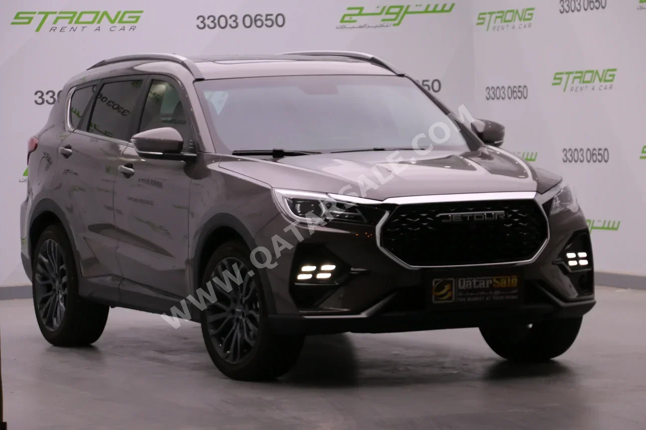 Jetour X70 2026 Automatic 17,000 Km 4 Cylinder All Wheel Drive (AWD) SUV Brown With Warranty