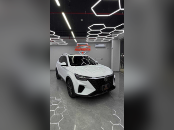 MG RX5 2023 Automatic 58,000 Km 4 Cylinder Rear Wheel Drive (RWD) SUV White