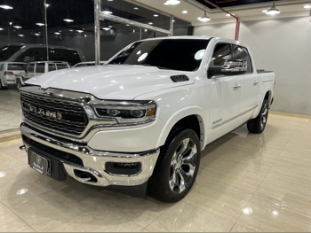Dodge  Ram  Limited  2022  Automatic  90,000 Km  8 Cylinder  Four Wheel Drive (4WD)  Pick Up  White