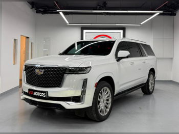 Cadillac Escalade 600 2022 Automatic 100,000 Km 8 Cylinder Four Wheel Drive (4WD) SUV White