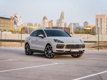 Porsche Cayenne Coupe 2022 Automatic 120,000 Km 6 Cylinder All Wheel Drive (AWD) SUV Crayon With Warranty