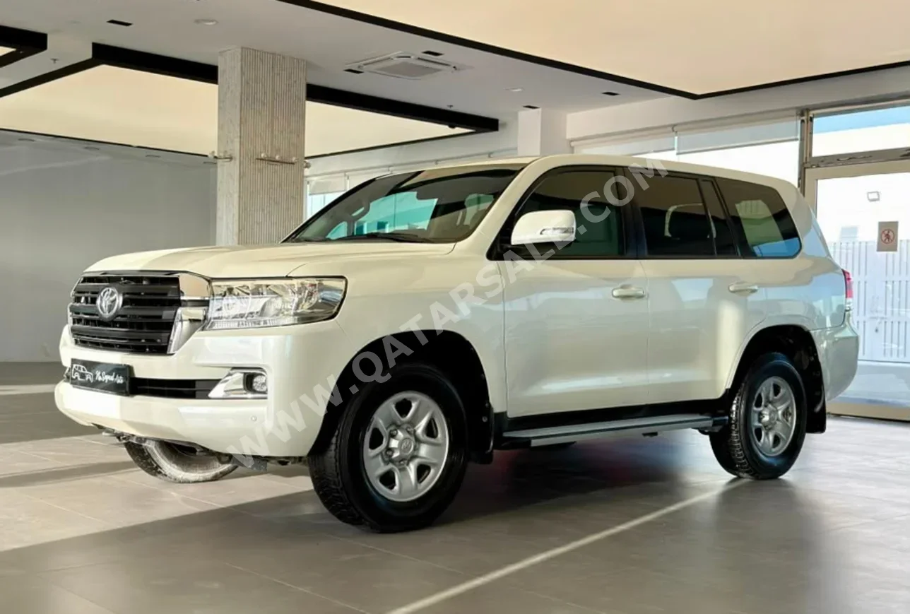 Toyota Land Cruiser GX 2021 Automatic 116,000 Km 6 Cylinder Four Wheel Drive (4WD) SUV White