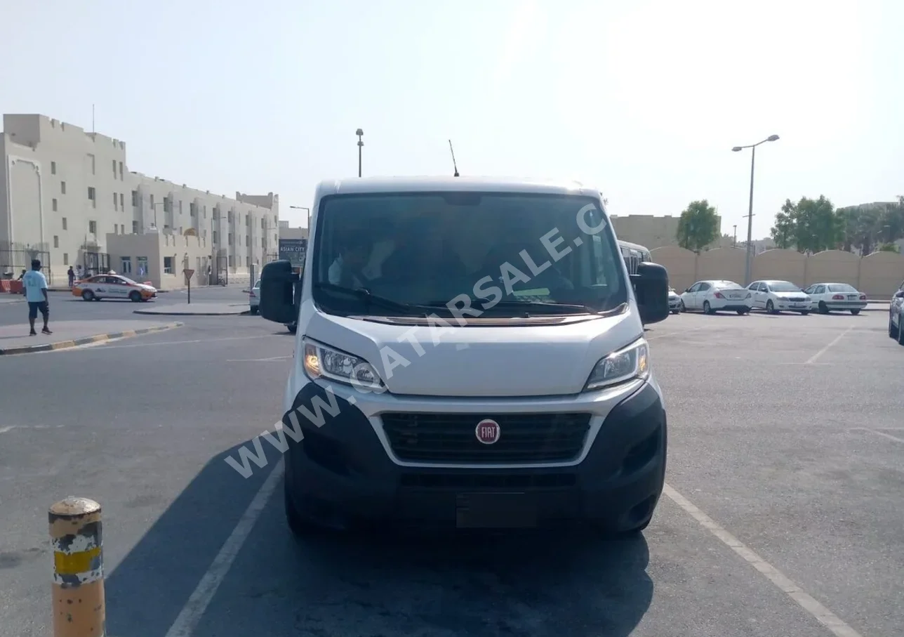 فيات دوكاتو 2021 عادي 225,000 كم 4 سلندر دفع خلفي فان \ باص أبيض و أسود