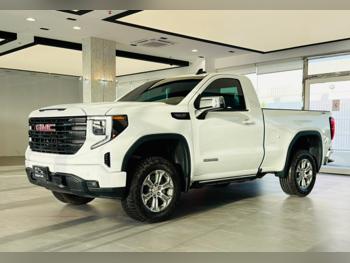 GMC Sierra Elevation 2024 Automatic 42,000 Km 8 Cylinder Four Wheel Drive (4WD) Pick Up White