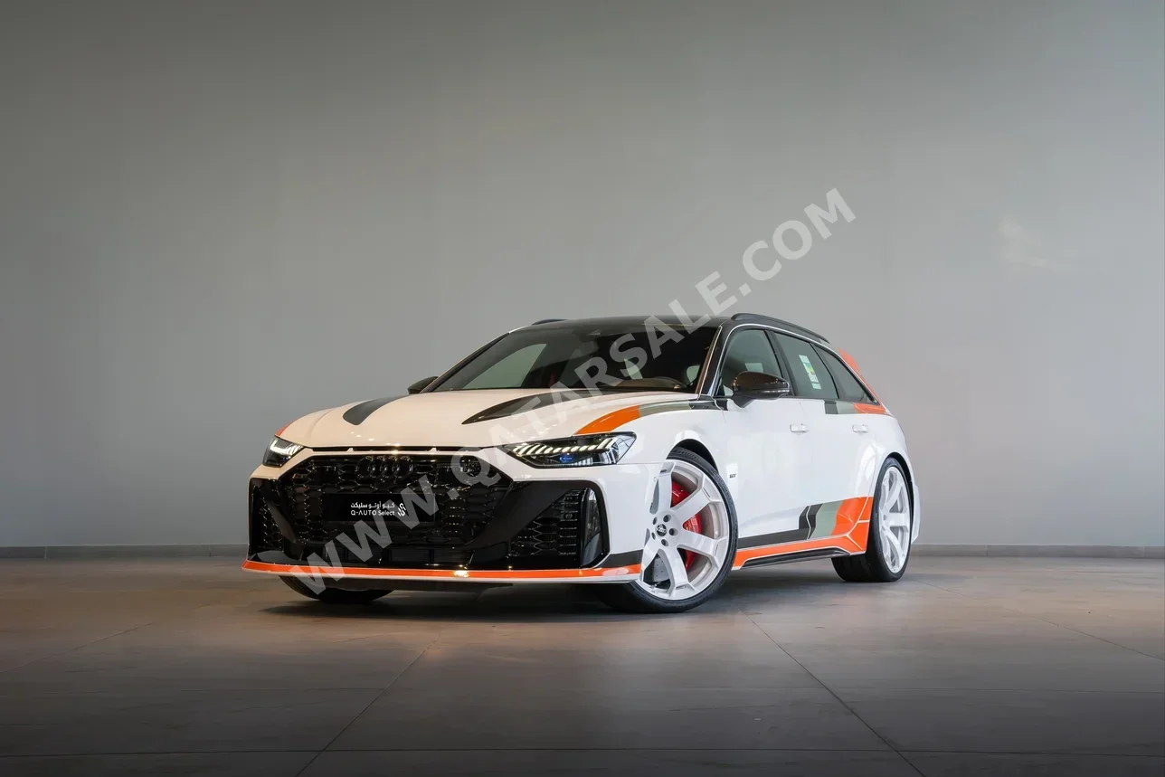 Audi RS 6 2025 Automatic 0 Km 8 Cylinder All Wheel Drive (AWD) Hatchback White and Orange With Warranty