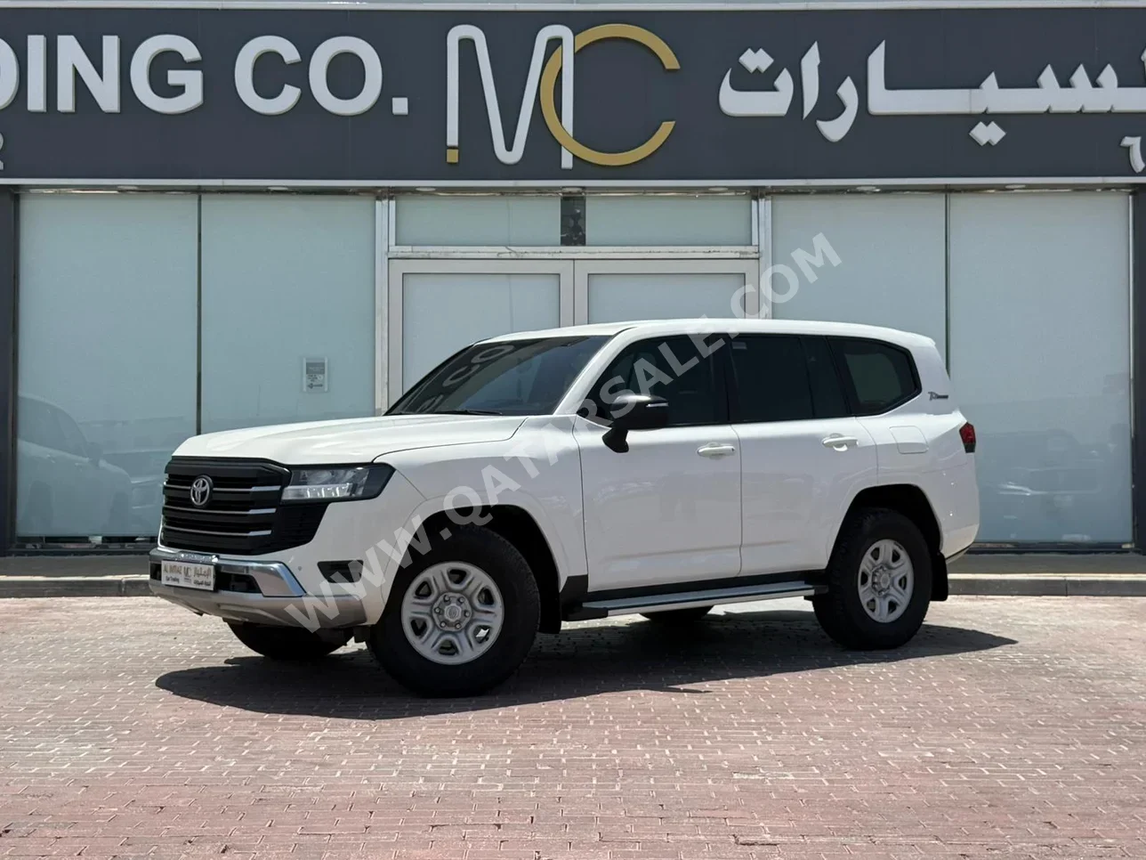 تويوتا لاند كروزر جي اكس 2022 اوتوماتيك 215,000 كم 6 سلندر دفع رباعي اس يو في أبيض