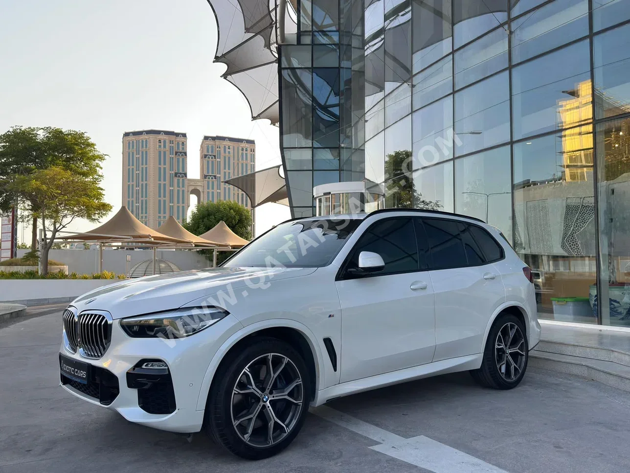 BMW  X-Series  X5  2019  Automatic  70,000 Km  6 Cylinder  Four Wheel Drive (4WD)  SUV  White