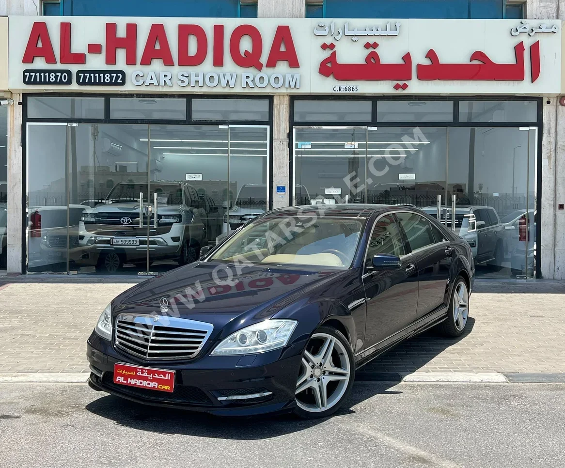 Mercedes-Benz S-Class 350 2010 Automatic 42,000 Km 6 Cylinder Rear Wheel Drive (RWD) Sedan Dark Blue