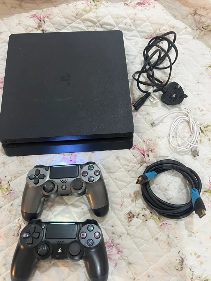 Sony  PlayStation 4  - 512 GB  -Included Controllers: 2
