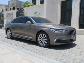 Ford Taurus 2021 Automatic 89,900 Km 4 Cylinder Rear Wheel Drive (RWD) Sedan Brown