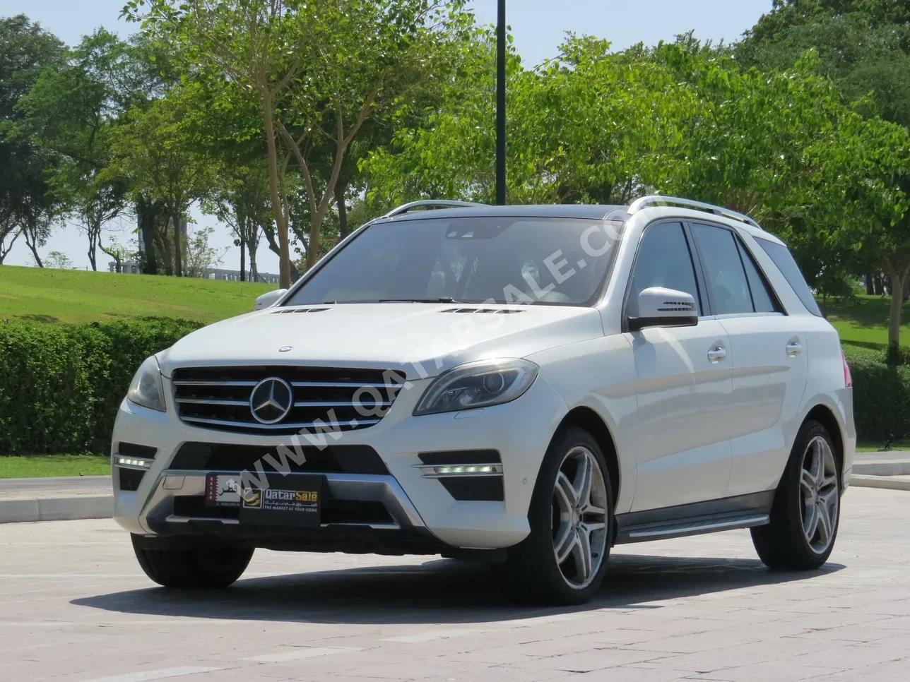 Mercedes-Benz ML 500 2013 Automatic 155,000 Km 8 Cylinder All Wheel Drive (AWD) SUV White