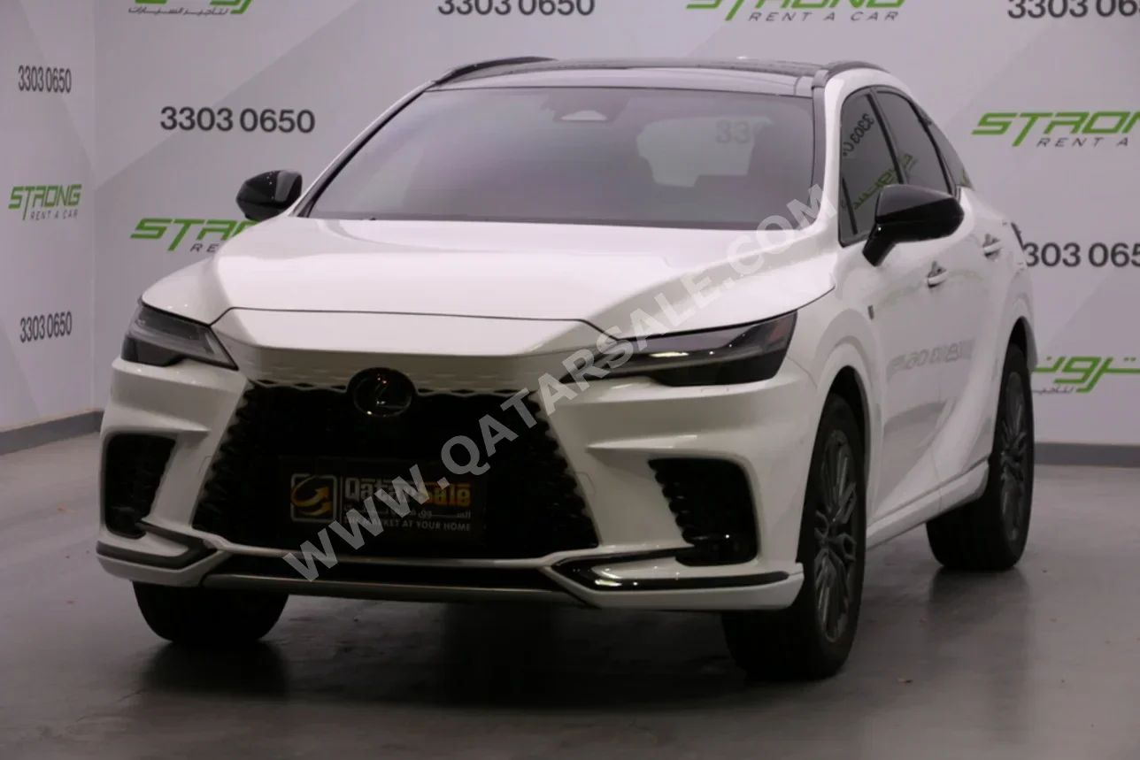 لكزس ار اكس 500 اتش اف سبورت 2024 اوتوماتيك 38,000 كم 4 سلندر دفع رباعي اس يو في أبيض تحت الضمان