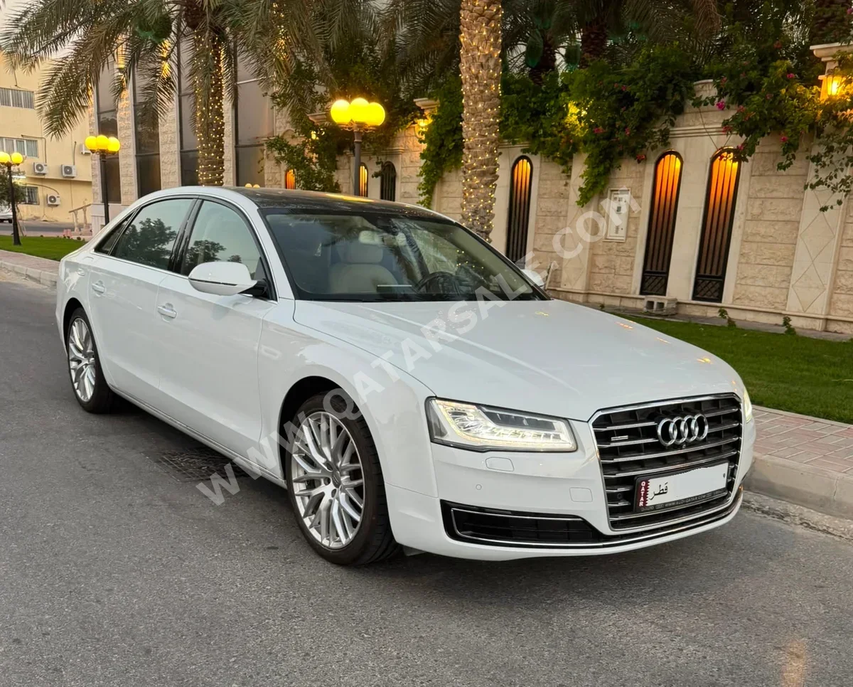 Audi  A8  2015  Automatic  35,000 Km  6 Cylinder  All Wheel Drive (AWD)  Sedan  White