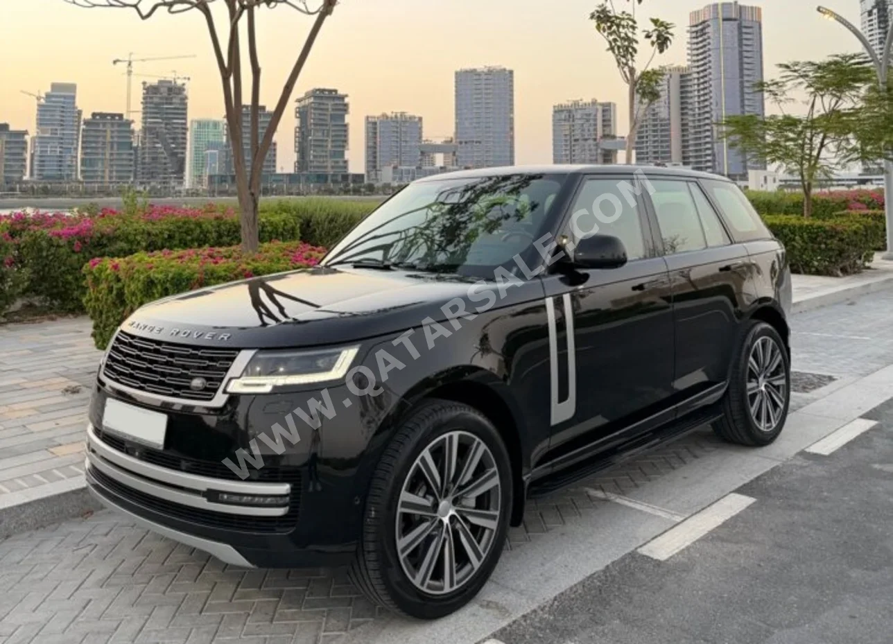 Land Rover Range Rover Vogue HSE 2023 Automatic 107,000 Km 8 Cylinder Four Wheel Drive (4WD) SUV Black With Warranty