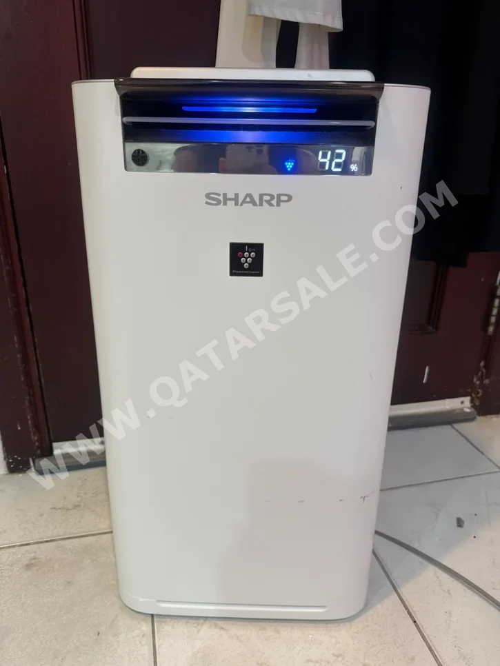 Air Purifiers & Therapy Devices - Sharp - White