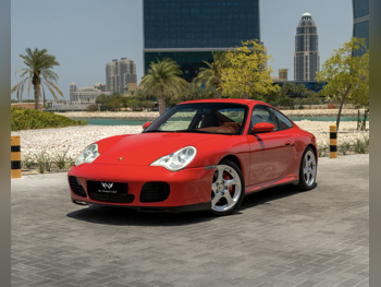 بورش  911  كاريرا 4 اس  2005  اوتوماتيك  67,000 كم  6 سلندر  دفع رباعي  اس يو في  أحمر