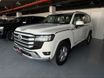 Toyota  Land Cruiser  GXR Twin Turbo  2024  Automatic  136,000 Km  6 Cylinder  Four Wheel Drive (4WD)  SUV  White