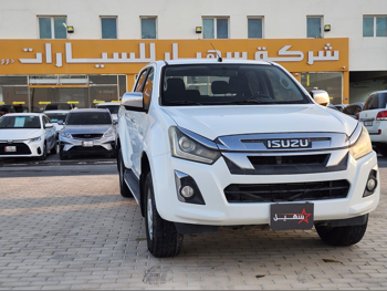 اسوزو دي-ماكس 2020 اوتوماتيك 59,000 كم 4 سلندر دفع رباعي بيكب أبيض