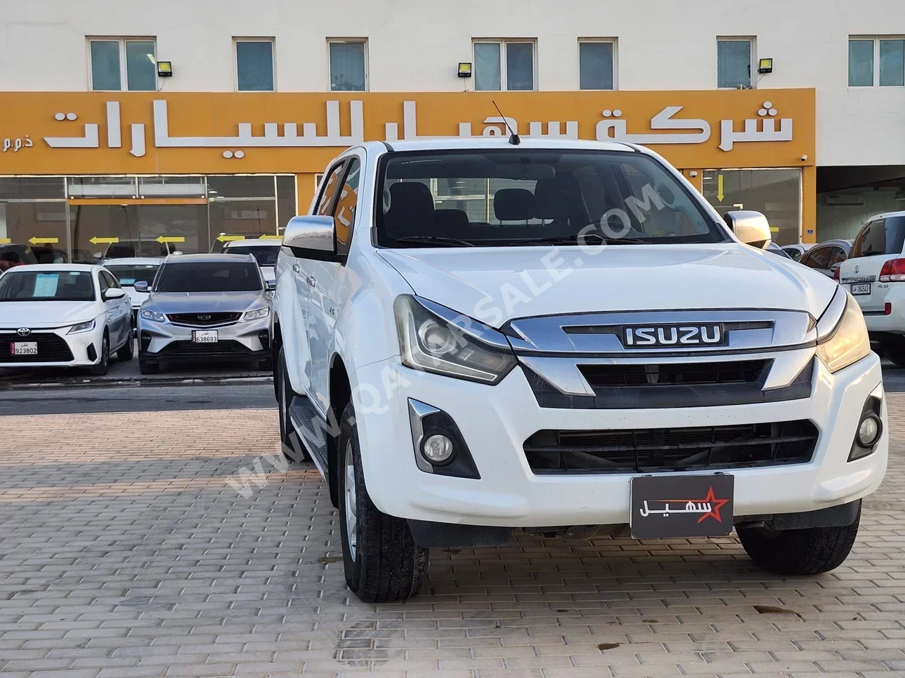 اسوزو دي-ماكس 2020 اوتوماتيك 59,000 كم 4 سلندر دفع رباعي بيكب أبيض