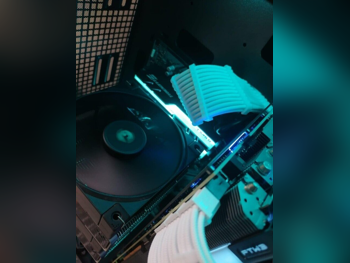 ذاكرات الرام جي سكيل \ 16 جيجابايت (2x8) أسود 2019 G.Skill TridentZ RGB (8x2) 3600MHz CL18 موزع حرارة \ دي دي ار 4 - 3600 ميجاهيرتز ار جي بي