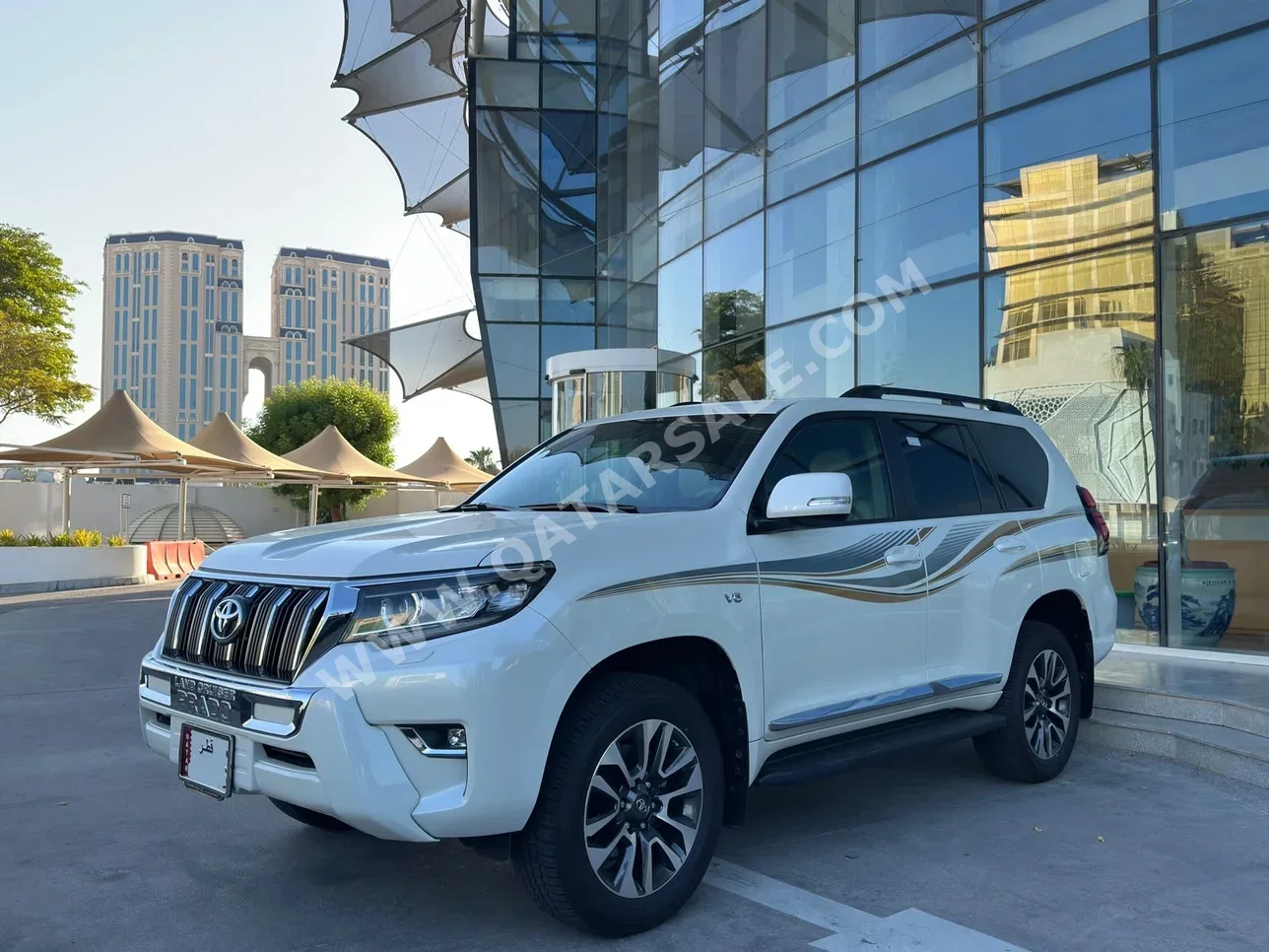 Toyota  Prado  TXL  2022  Automatic  71,400 Km  6 Cylinder  Four Wheel Drive (4WD)  SUV  White  With Warranty