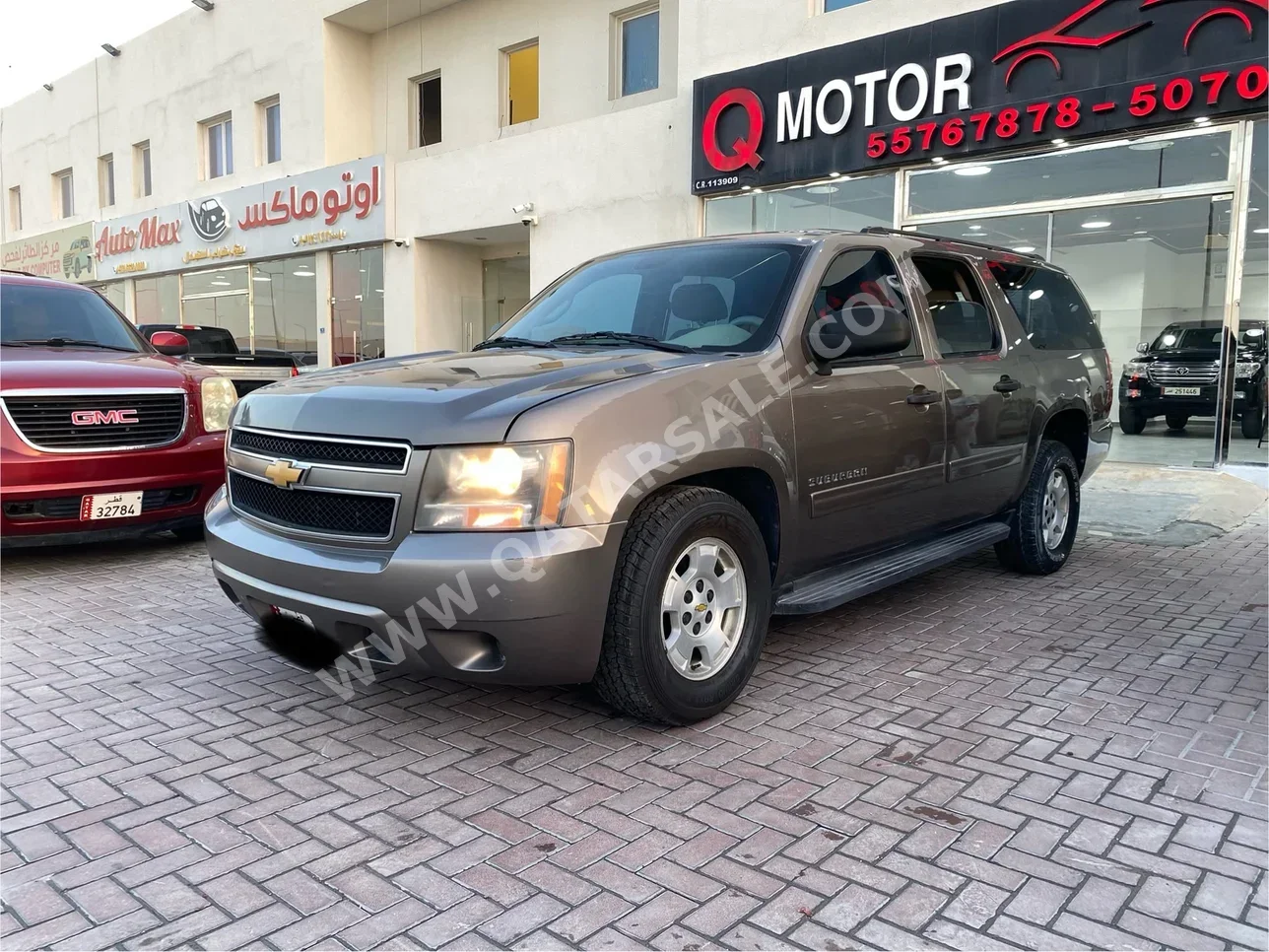 Chevrolet Suburban 2012 Automatic 334,000 Km 8 Cylinder Four Wheel Drive (4WD) SUV Brown