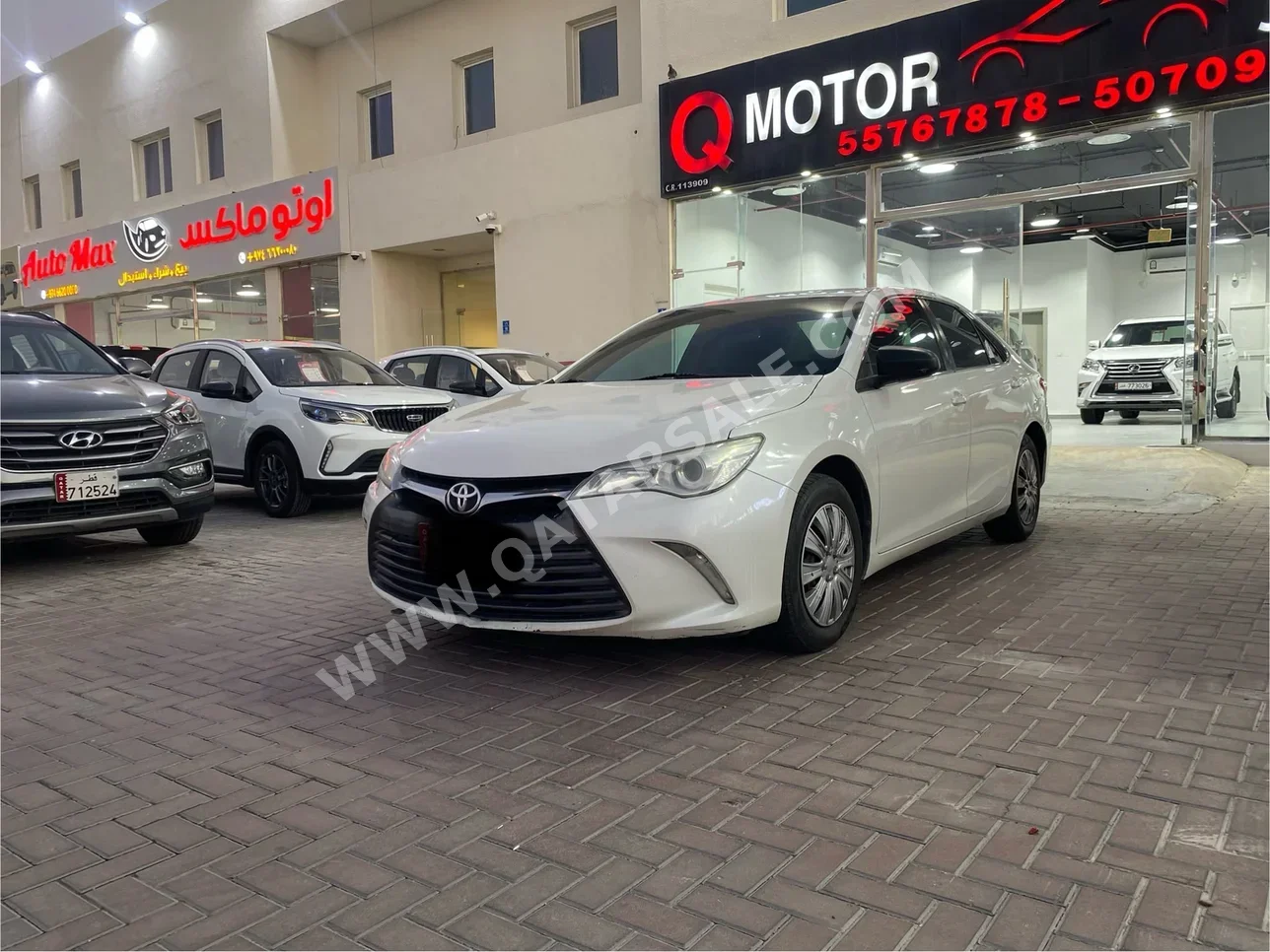 Toyota  Camry  GL  2016  Automatic  288,000 Km  4 Cylinder  Front Wheel Drive (FWD)  Sedan  White
