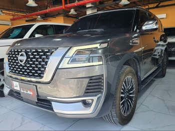 Nissan  Patrol  Platinum  2020  Automatic  214,000 Km  6 Cylinder  Four Wheel Drive (4WD)  SUV  Gray