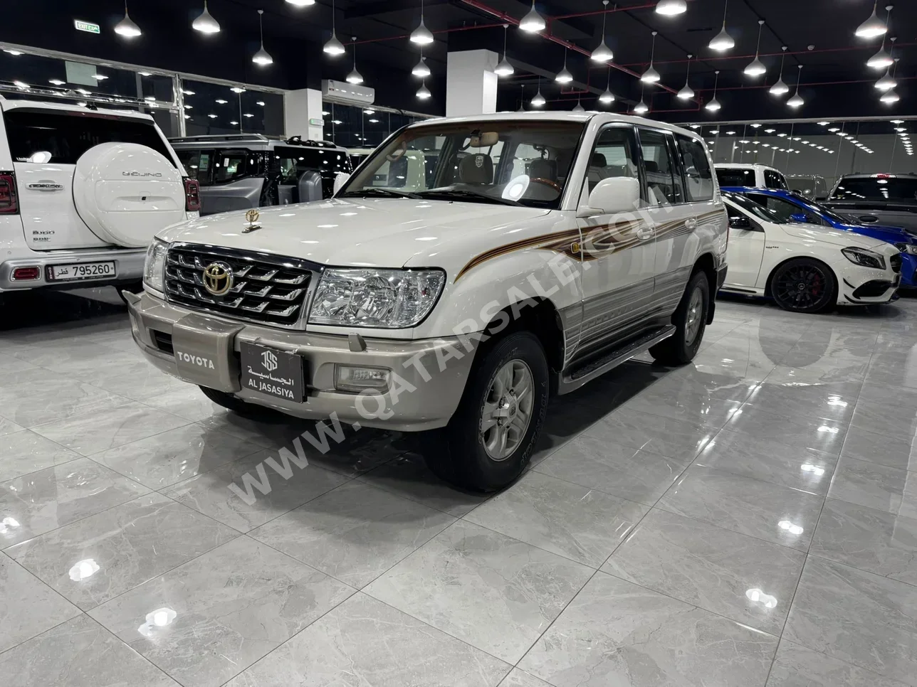 تويوتا لاند كروزر جي اكس ار 2007 اوتوماتيك 289,000 كم 6 سلندر دفع رباعي اس يو في أبيض