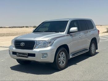 Toyota  Land Cruiser  GX  2012  Automatic  496,000 Km  6 Cylinder  Four Wheel Drive (4WD)  SUV  Silver